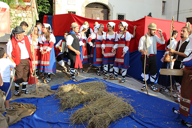 Angolo Folcloristico del Contrada Vallone